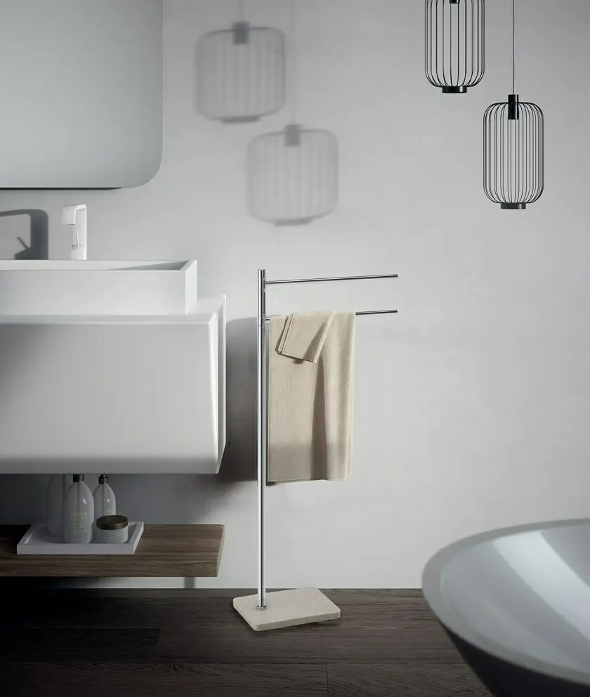 Porte-serviettes Gedy Artù dans une salle de bains contemporaine