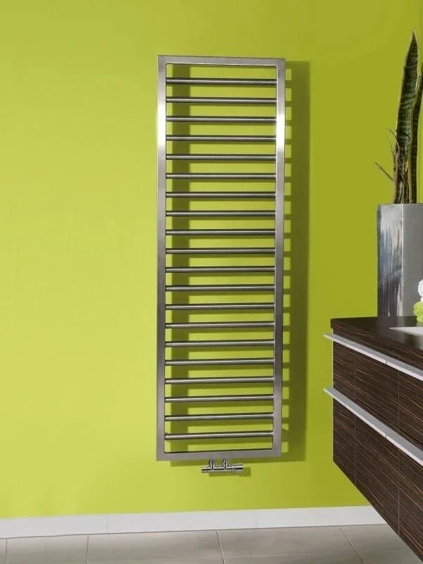 Zehnder Subway كرومي معروض لدى EDIFIS · صورة منتج، مع تأكيد التكوين بحسب المرجع.